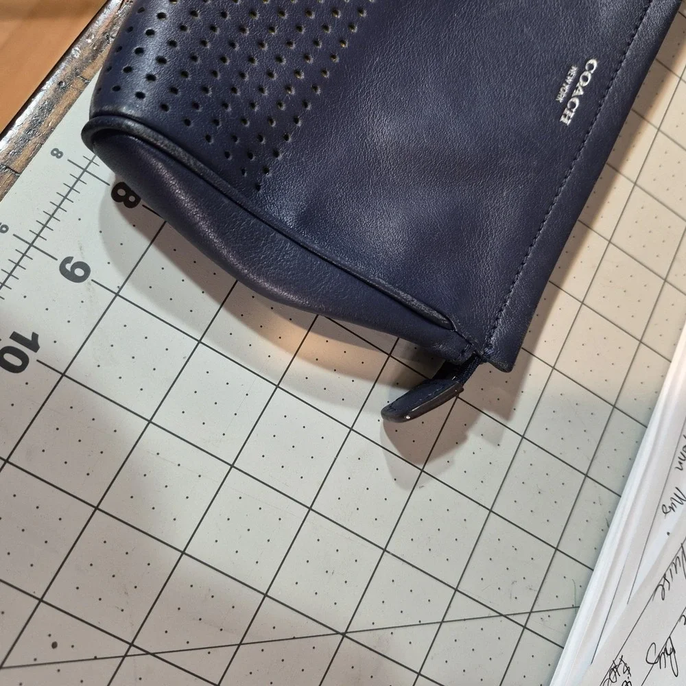Coach legacy navy